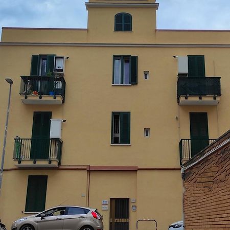 Appartement Petit Bijou à Civitavecchia Extérieur photo