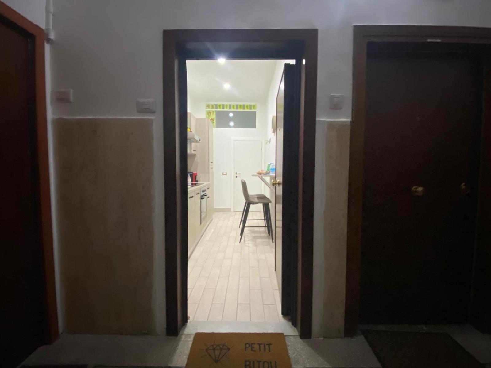 Appartement Petit Bijou à Civitavecchia Extérieur photo